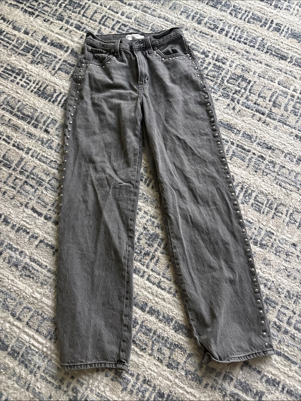 Abercrombie women’s jeans studded